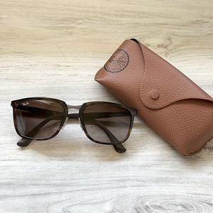 Men’s Ray Ban sunglasses